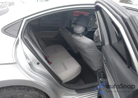 2026 Toyota Camry Le z USA, uszkodzony, nr VIN 4T1DAACK6TU676902